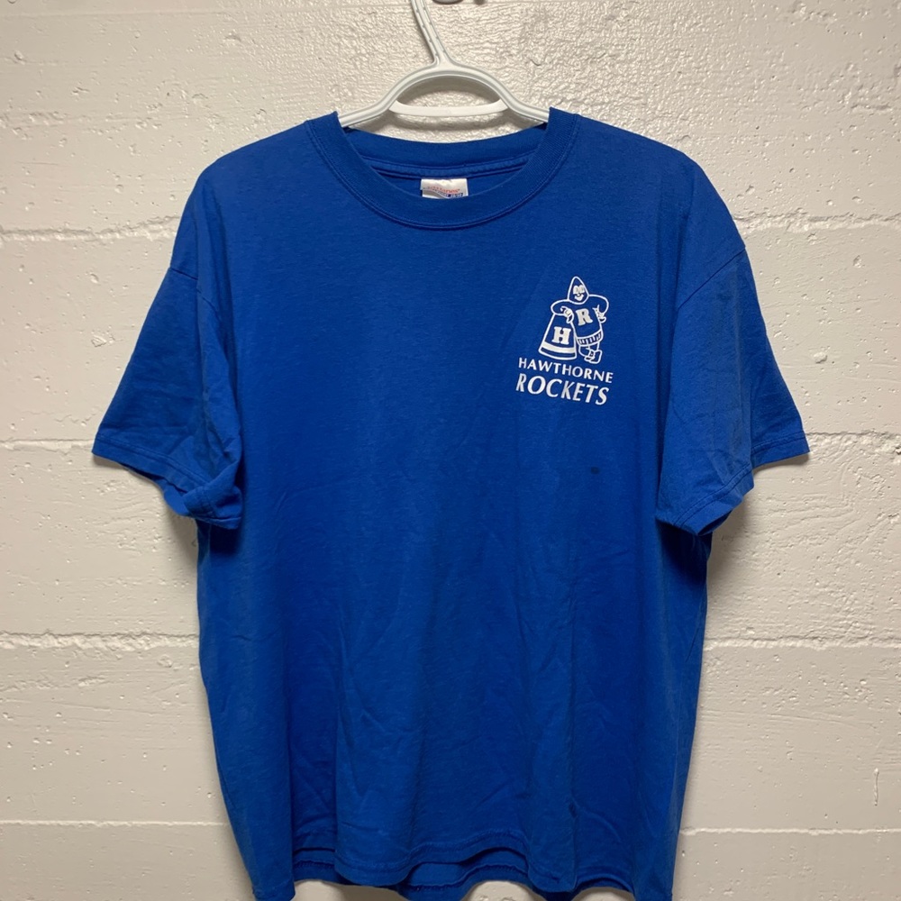Hanes heavyweight large school tshirt